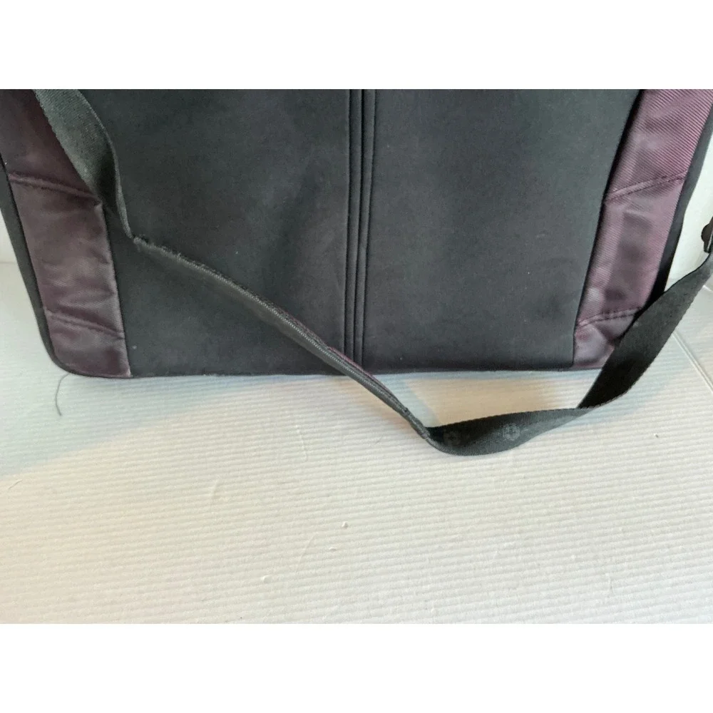 SwissGear Laptop Messenger Bag Black Burgundy Padded Shoulder Strap Office Travl